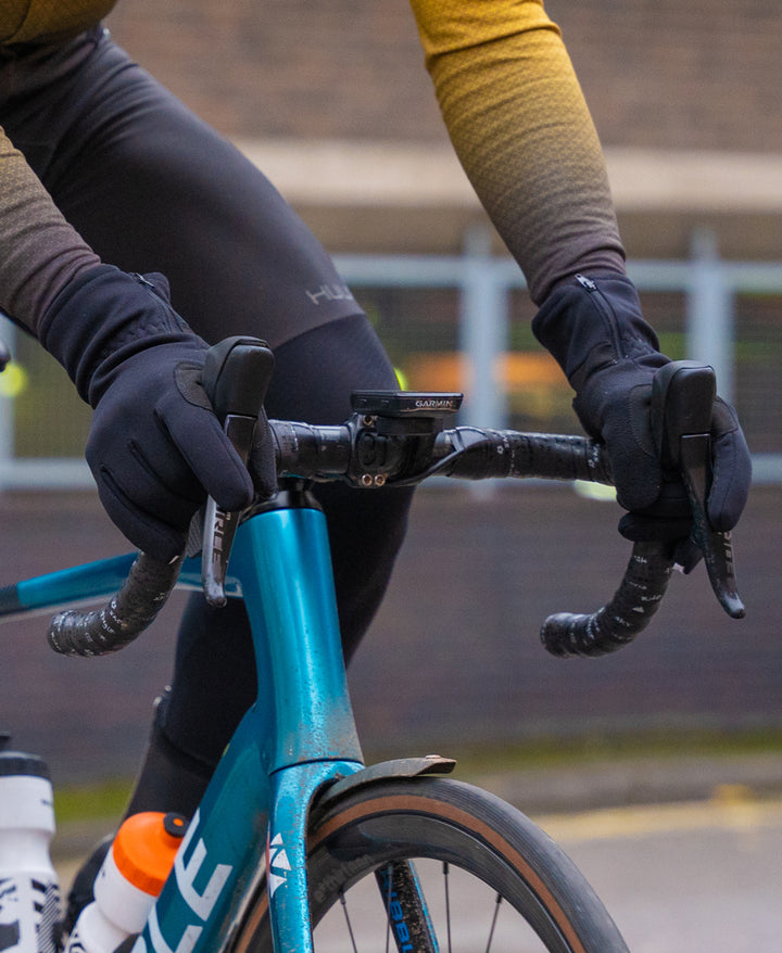 Winter Thermal Cycling Glove