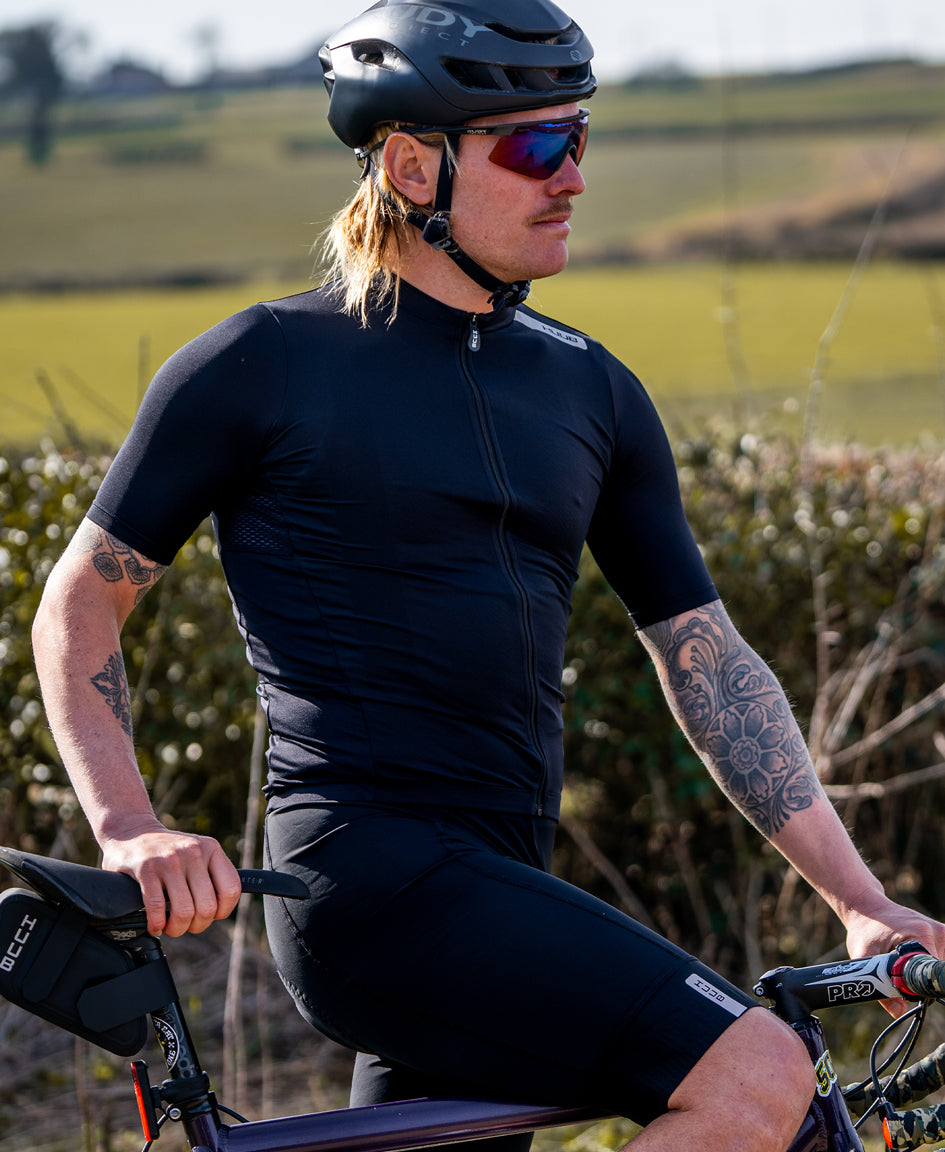 Attain Short Sleeve Jersey - Black