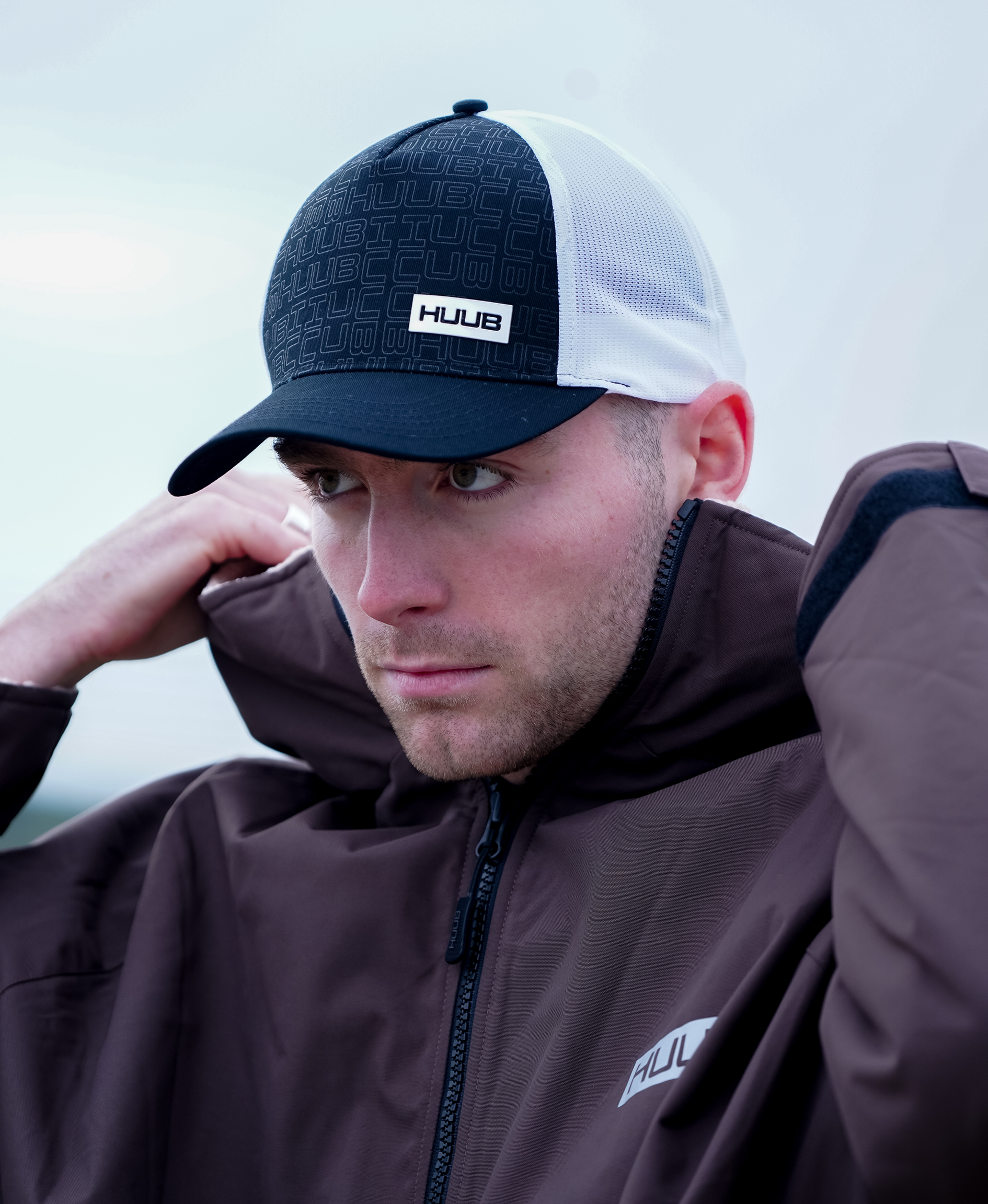 Running Baseball Cap - Black/White