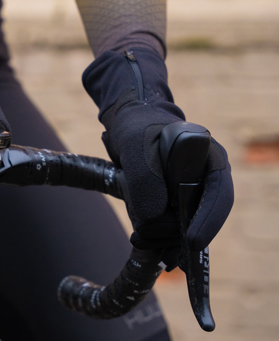 Winter Thermal Cycling Glove
