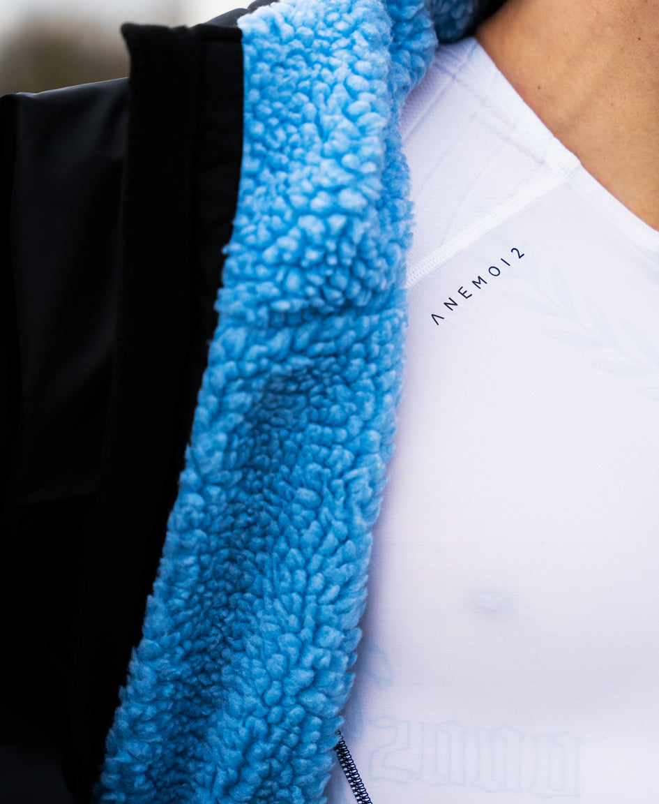 HUUB Changing Robe Black and Blue - XS/Junior