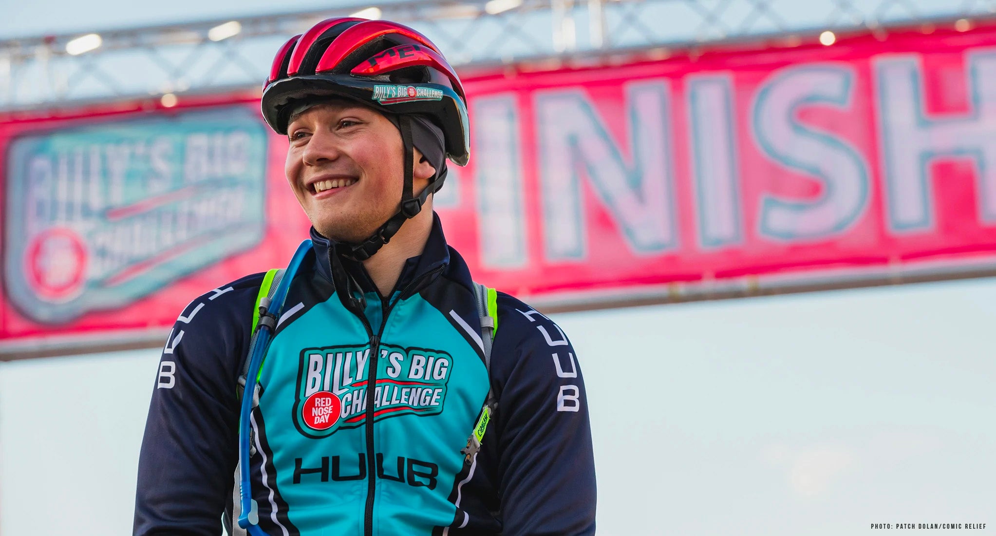 Billy Monger absolviert die Billy's Big Red Nose Day Challenge