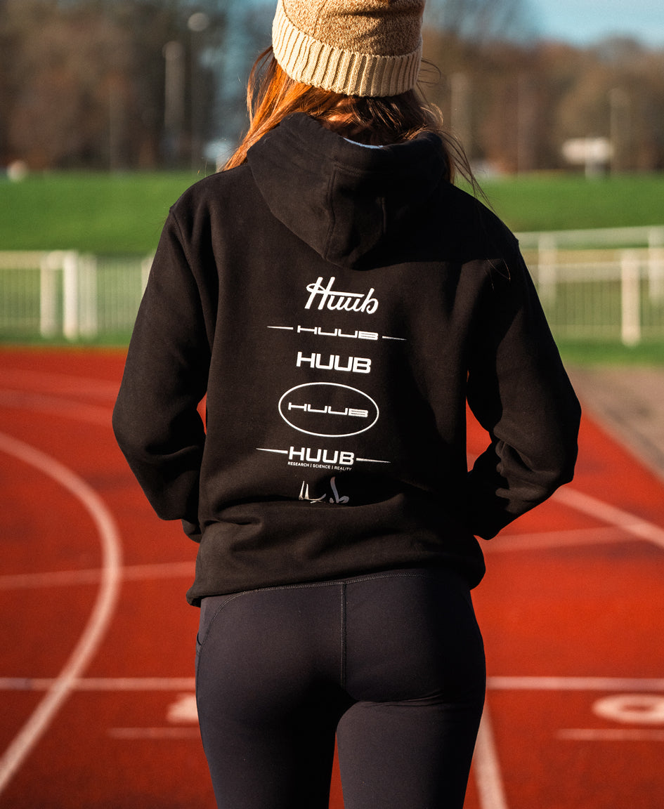 Der Mark Hoodie – Schwarz